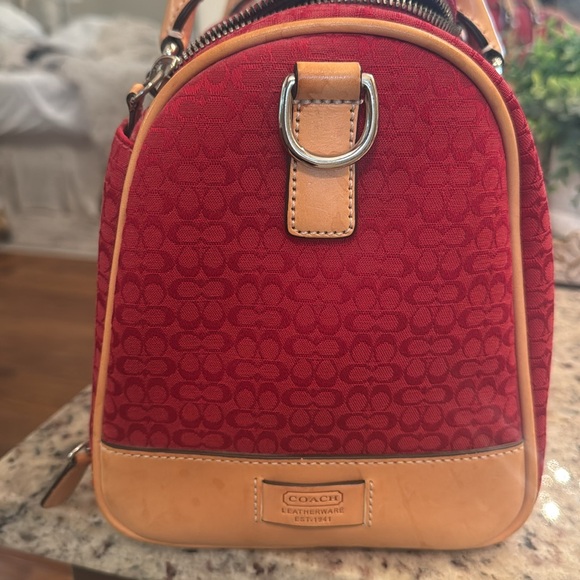 Red Vintage Coach Toiletries Bag - Picture 4 of 7